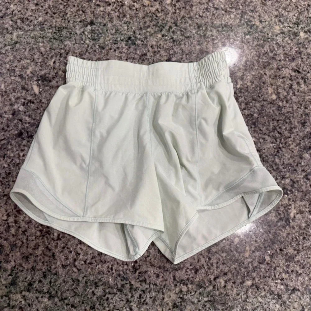 Lululemon Hotty Hot High-Rise Lined Short 4